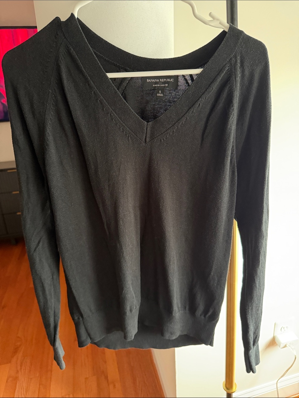 Banana Republic Black V-Neck Lightweight Sweater